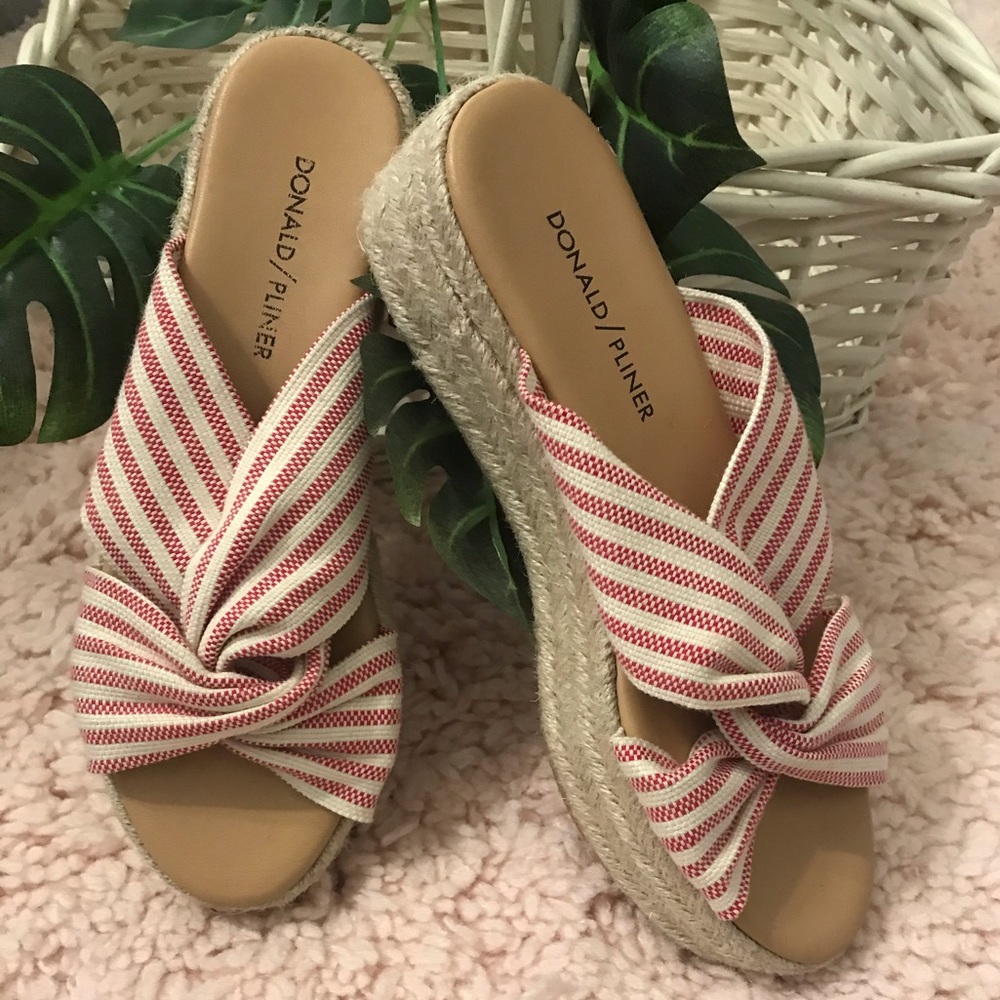 Donald Pliner Chatcha Slide Sandals ~ NWOT